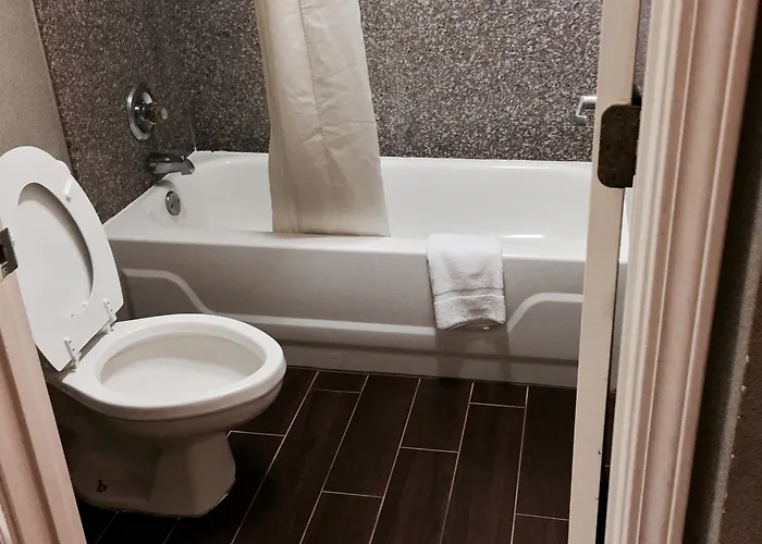 6 Pensacola, Fl - Nas Motel