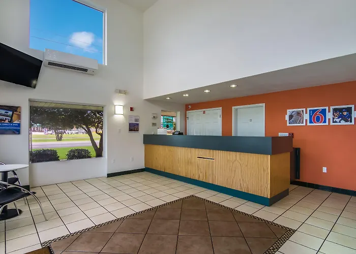 6 Pensacola, Fl - Nas Motel 2*