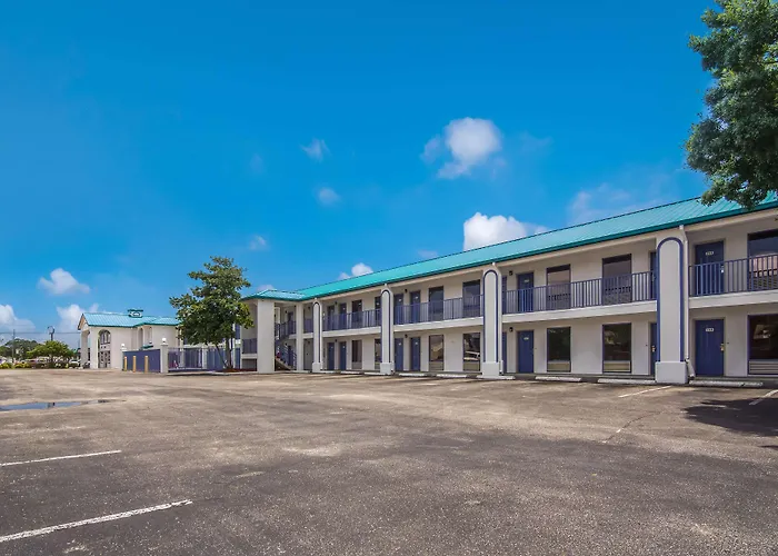 Motel 6 Pensacola, Fl - Nas Pensacola