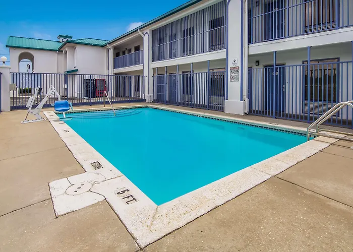 Motel 6 Pensacola, Fl - Nas